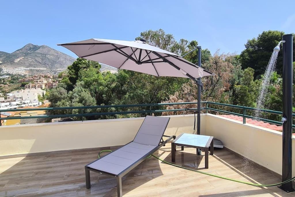 Apartamento Luxury Penthouse With Sea&Mountain Views & Hot Tub - Tranquility & Rest Benalmádena Exterior foto